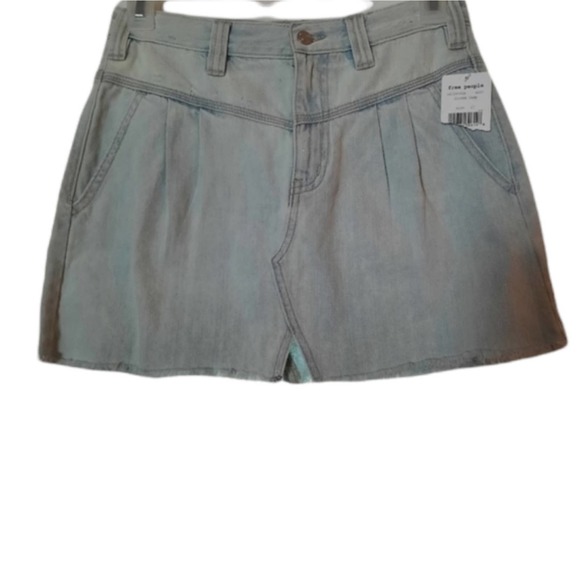 Free People Skirt Silver Lake Denim Mini High Rise Pleated Frayed Hem Size 27 - Picture 3 of 12